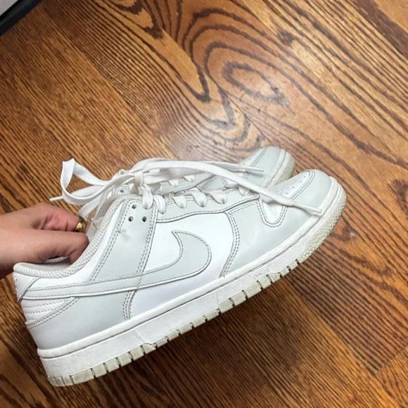 Nike White Low-Top Leather Sneakers with Swoosh - Picture 1 of 3